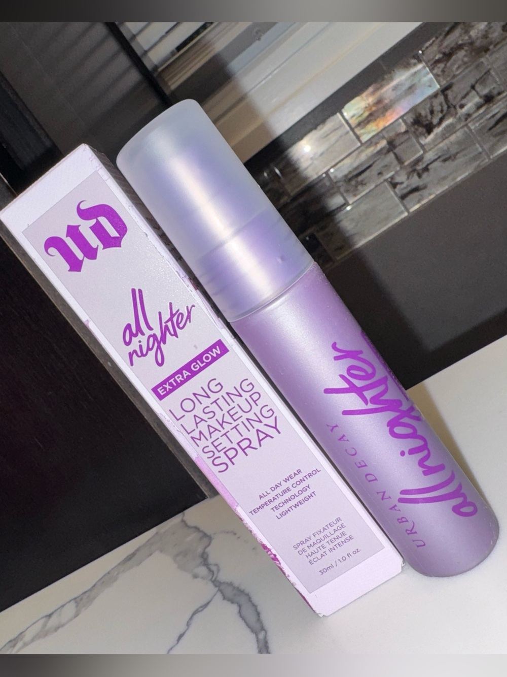Urban Decay All Nighter Extra Glow Long-Lasting Makeup Setting Spray — 1 oz / 30